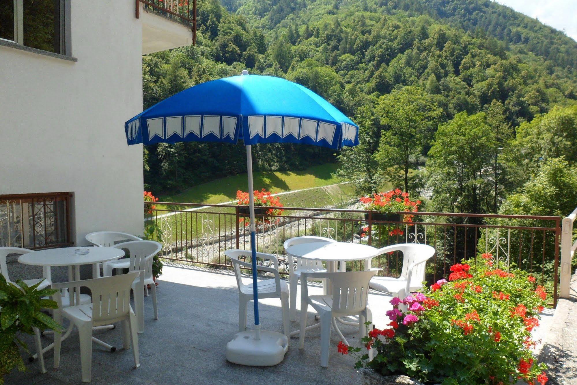 Albergo Ristorante Regina Bognanco Екстер'єр фото
